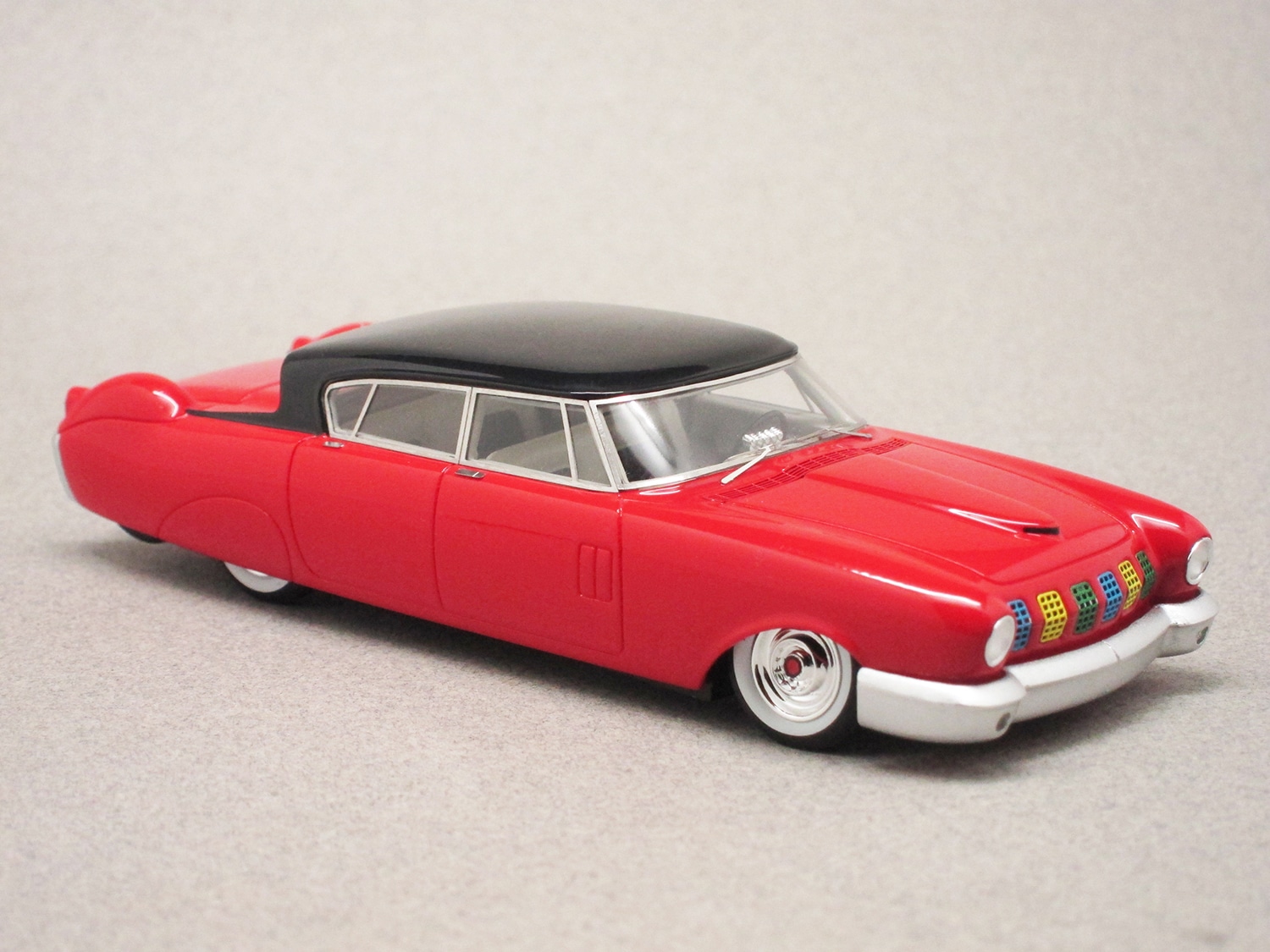 Mercury D-528 concept rouge (Avenue 43) 1/43e