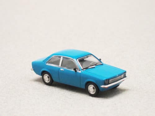 Opel Kadett C saloon 2 portes bleue (Minichamps) 1/87e