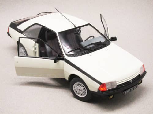 Renault Fuego Turbo blanche (Solido) 1/18e