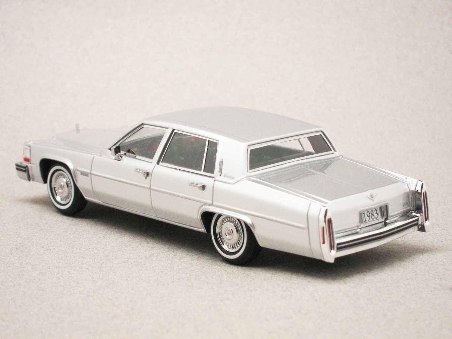 100%正規品 中古】1/43 STAMP-MODELS DEVILLE[240091309582 CADILLAC 乗用車