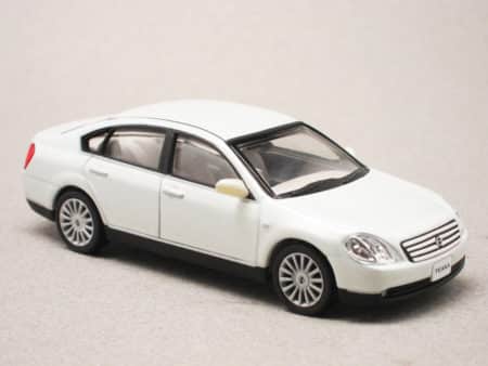Nissan Teana blanche (Autorozza) 1/43e