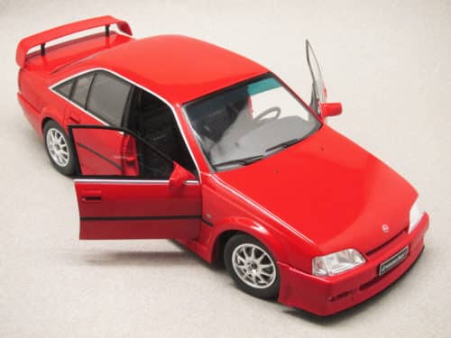 Opel Omega Evolution 500 (Solido) 1:18
