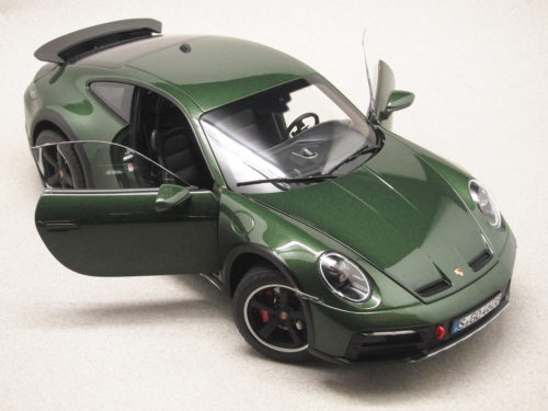 Porsche 911 Dakar vert foncé métal (Norev) 1/18e