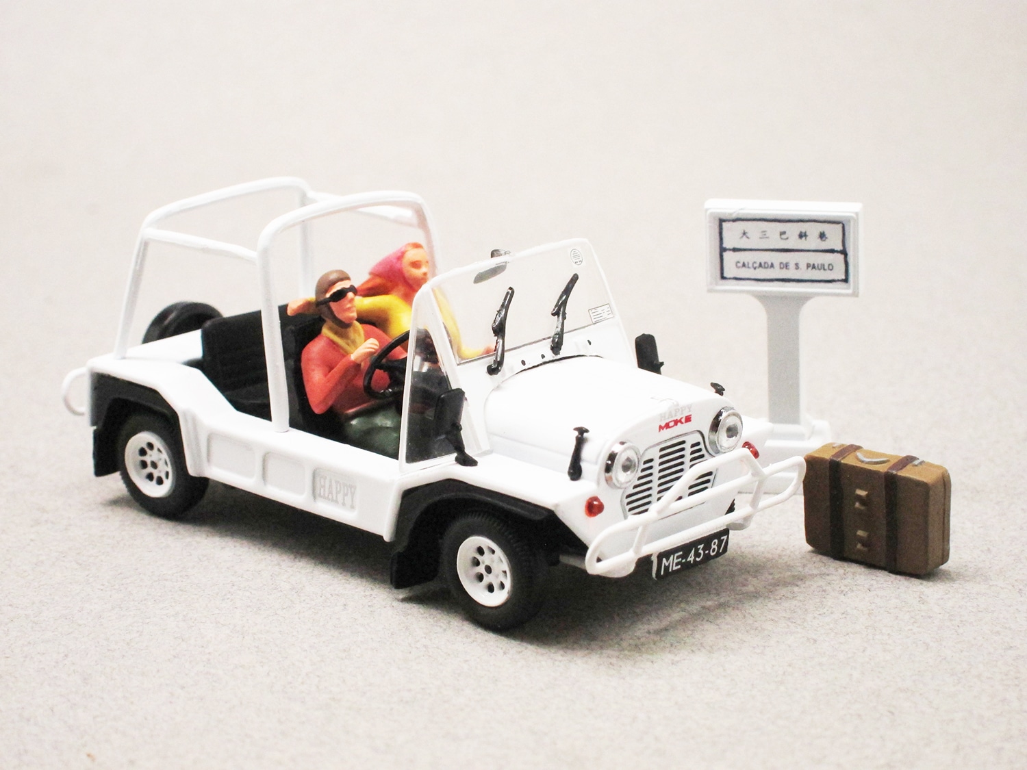 Mini Moke blanche (Vitesse) 1/43e