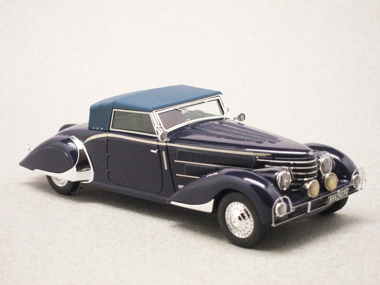 Delage D8-85 Clabot par Chapron 1935 fermée (Esval) 1/43e