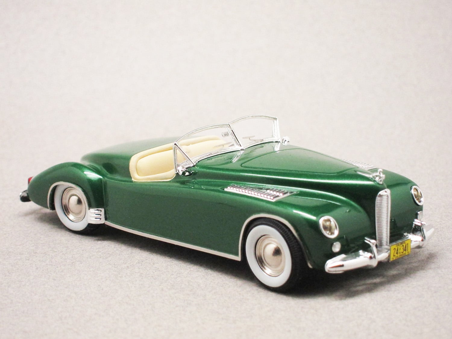 Maverick Sportster 1952 vert jantes à disques (Esval) 1/43e