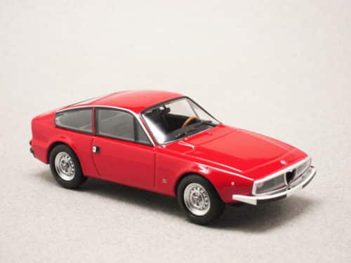 Alfa Romeo 1600 Junior rouge (Maxichamps) 1/43e