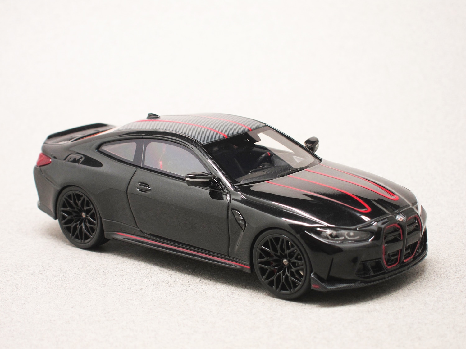 BMW M4 CSL G82 noire (TrueScale) 1/43e