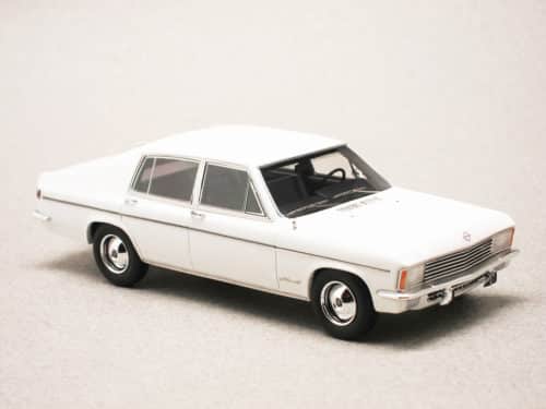 Opel Admiral B Vogt fastback 1972 blanche (Avenue 43) 1/43e