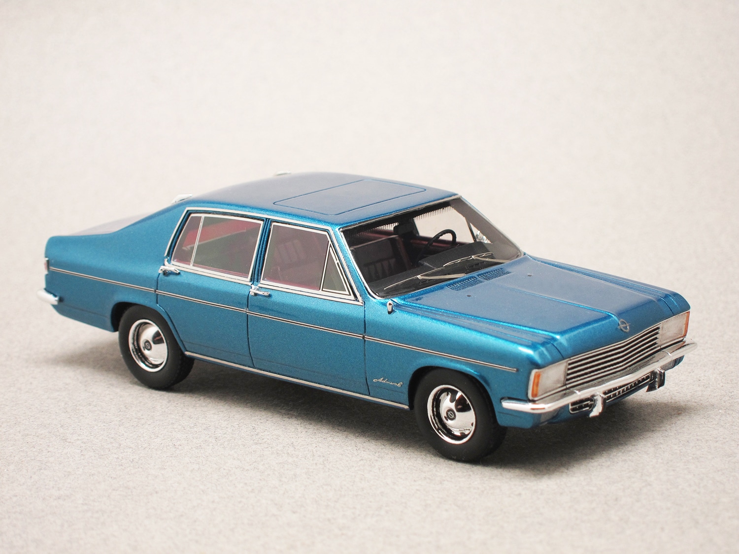 Opel Admiral B Vogt fastback 1972 bleue (Avenue 43) 1/43e
