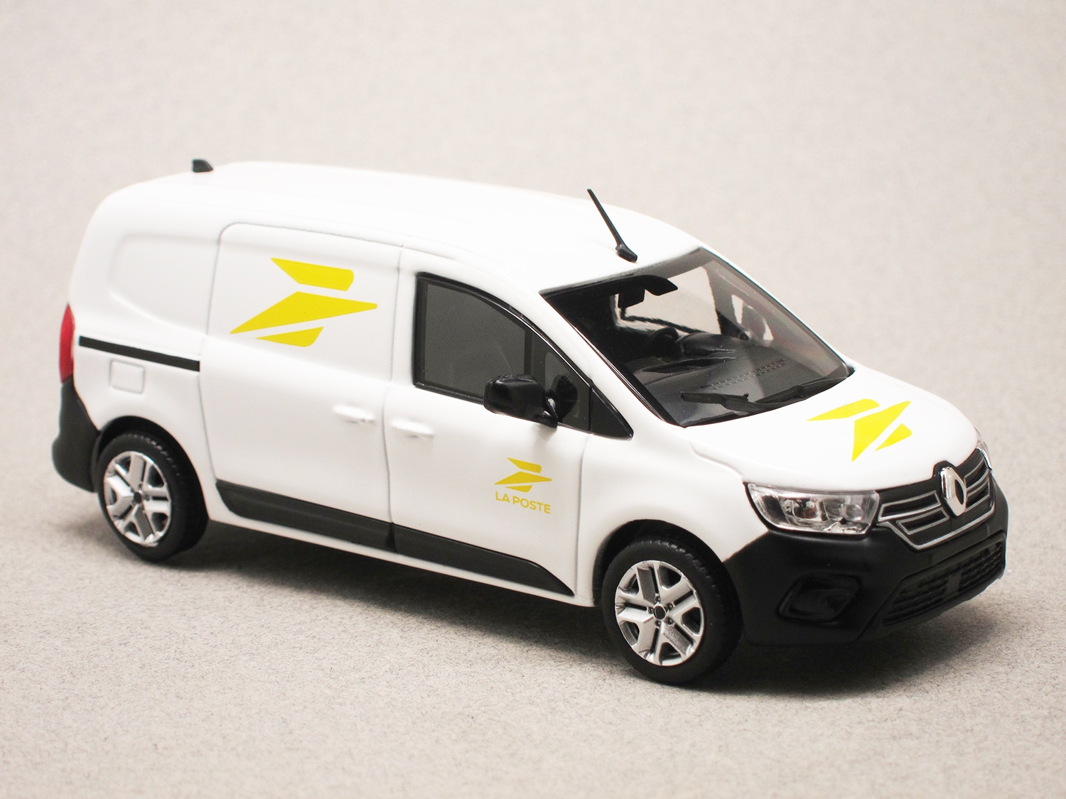 Renault Kangoo Electrique 2022 La Poste (Eligor) 1/43e